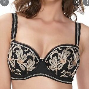 Beautiful black and gold lace padded half cup bra. Size 30H.